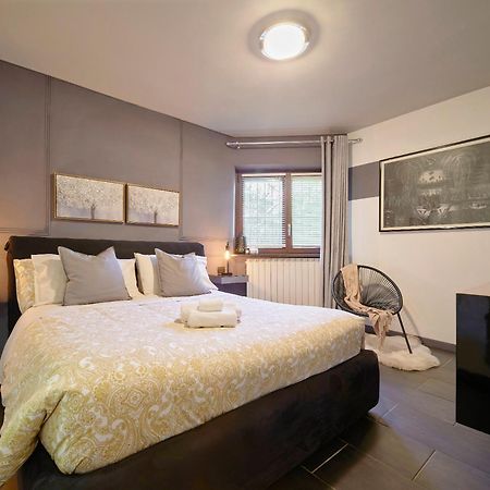 The Peaceful Apartament Close To Milan Trezzano Sul Naviglio Esterno foto